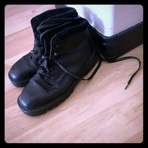 leather combat black boots sz 8 used